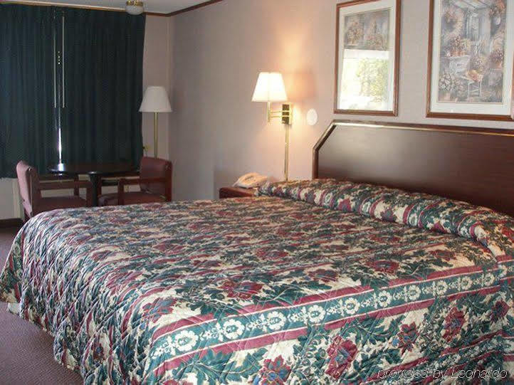 Red Carpet Inn Greensboro Exteriör bild